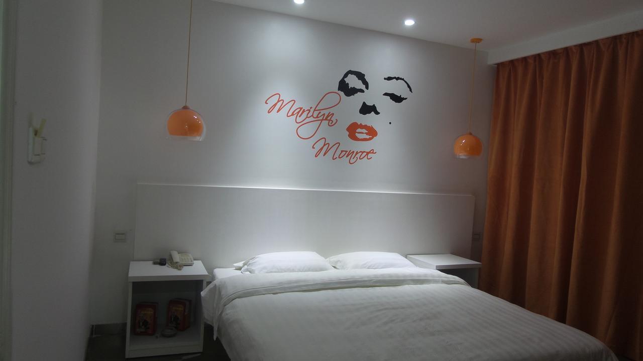 V8 Hotel Xilang Subway Branch Гуанчжоу Экстерьер фото
