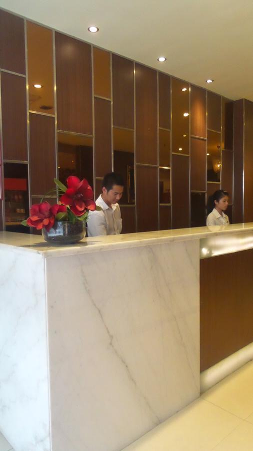 V8 Hotel Xilang Subway Branch Гуанчжоу Экстерьер фото